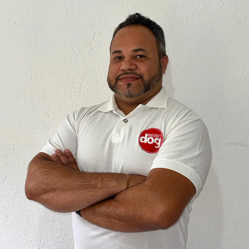 Marcelo Miranda, adestrador e especialista em comportamento canino da Brothers Dog